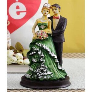 Handcrafted Loving Married Couple Statue Showpiece