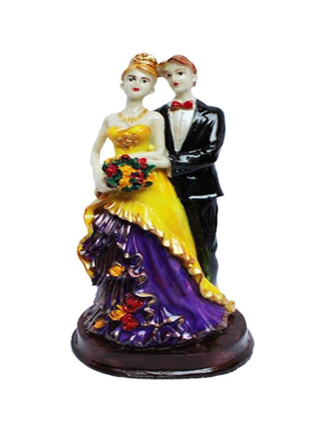 Handcrafted Loving Married Couple Statue Showpiece - Image 2